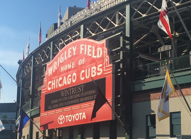 How to Experience Chicago in Two Days | Weekend Trips | US Travel | Chicago, Illinois | AGBHOW | www.agreatbighunkofworld.com | Wrigley Field | Chicago Cubs